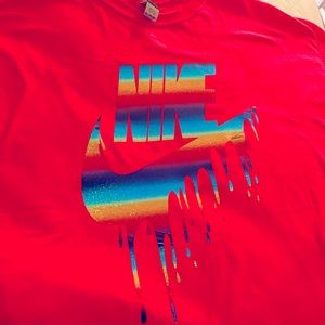 Red T-shirt w/Nike logo